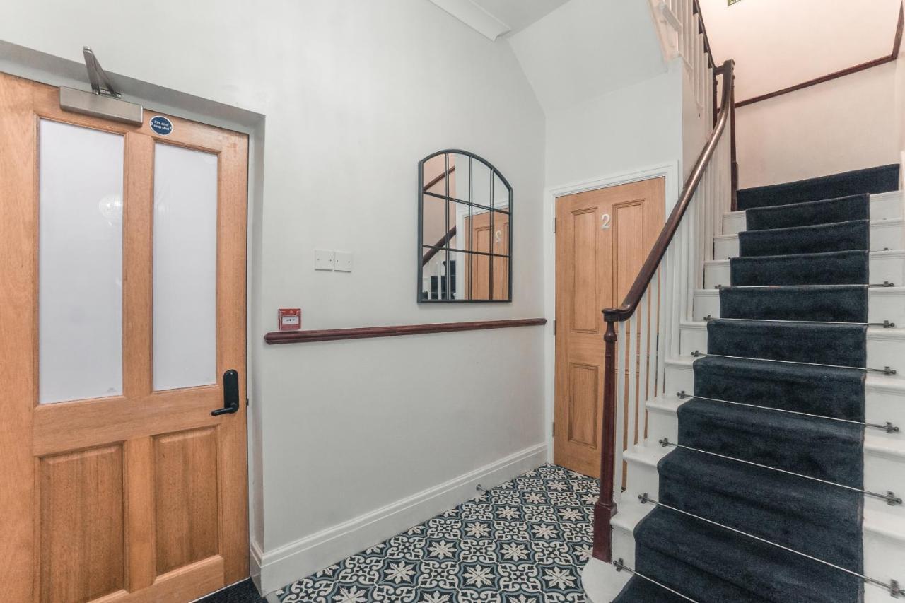 Апартаменты Clarence Street Town House Ливерпуль Экстерьер фото