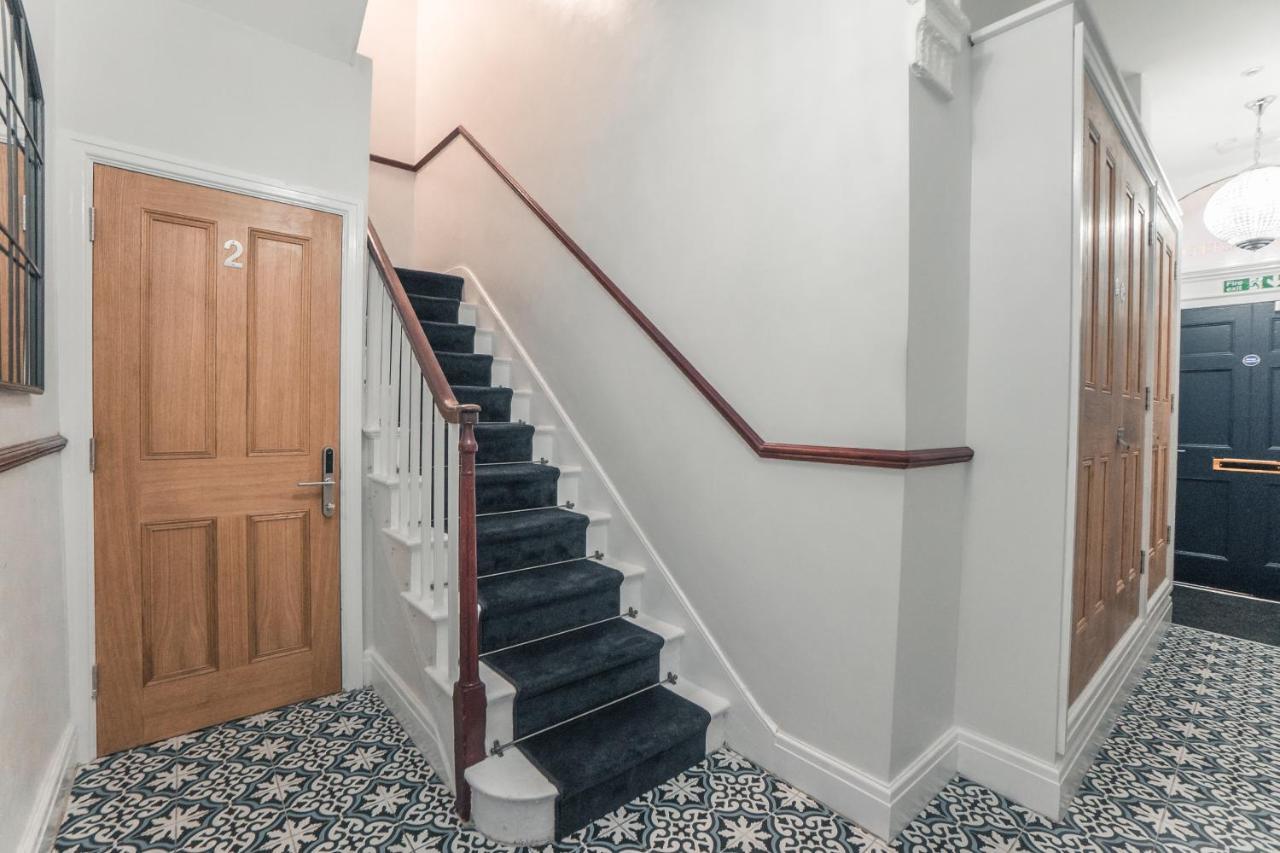 Апартаменты Clarence Street Town House Ливерпуль Экстерьер фото